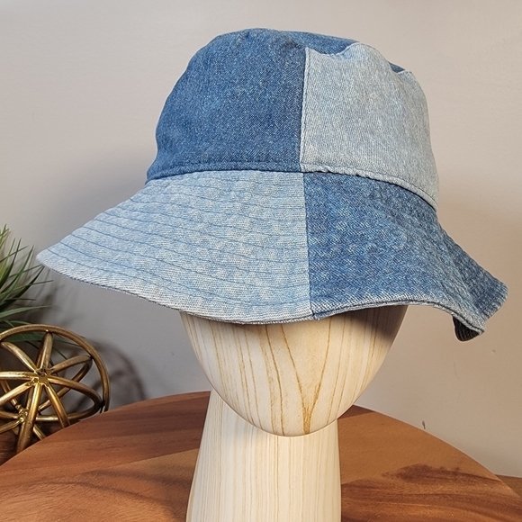 Universal Thread Patchwork Denim Bucket Hat Retro 90s Y2K vibes Size Women OSFM - Picture 6 of 17